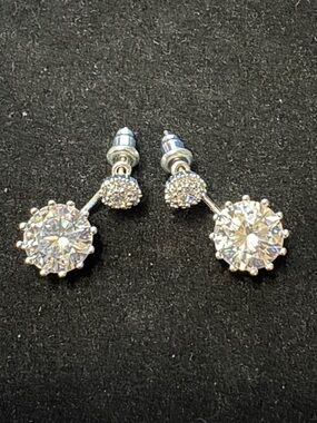 NWOT Silver-Tone Clear Crystal Drop Stud Earrings Women Jewelry